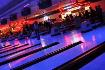 Friday Night Glow Bowl - Southbound Alley - Bowling alley in Salisbury, MD